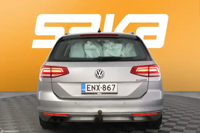 Harmaa Farmari, Volkswagen Passat – ENX-867