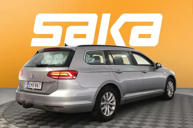 Harmaa Farmari, Volkswagen Passat – ENX-867
