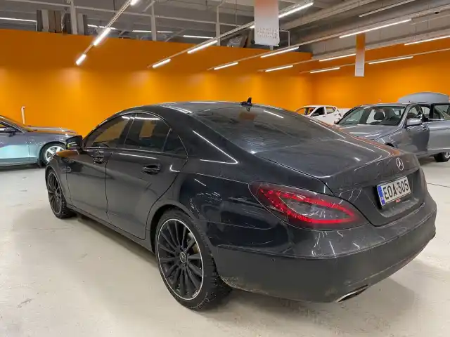 Musta Sedan, Mercedes-Benz CLS – EOA-305