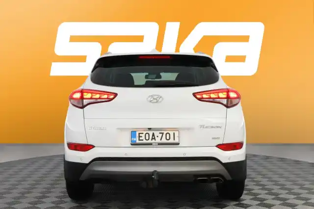 Valkoinen Maastoauto, Hyundai Tucson – EOA-701