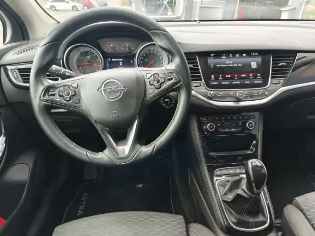 Sininen Viistoperä, Opel Astra – EOA-991