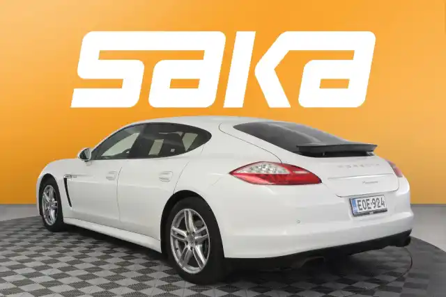 Valkoinen Sedan, Porsche Panamera – EOE-924