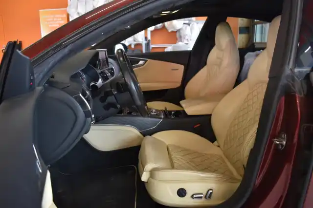 Punainen Viistoperä, Audi A7 – EOH-330