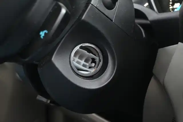 Sininen Tila-auto, Ford Grand C-Max – EOI-177