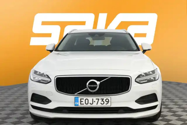 Valkoinen Farmari, Volvo V90 – EOJ-739