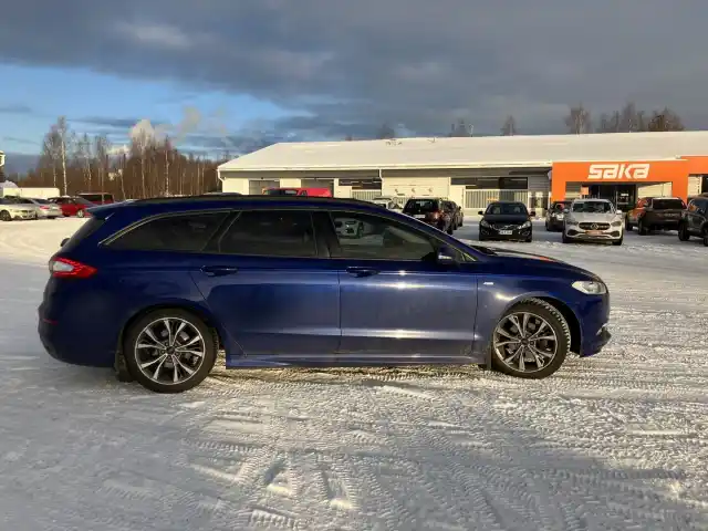 Sininen Farmari, Ford Mondeo – EOJ-893