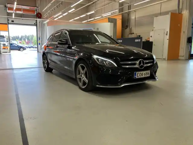 Musta Farmari, Mercedes-Benz C – EOK-686
