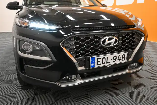 Musta Maastoauto, Hyundai KONA – EOL-948