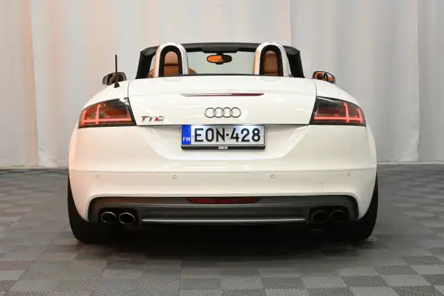 Valkoinen Avoauto, Audi TTS – EON-428