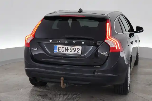 Musta Farmari, Volvo V60 – EON-992