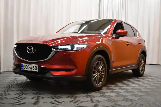 Punainen Maastoauto, Mazda CX-5 – EOO-460