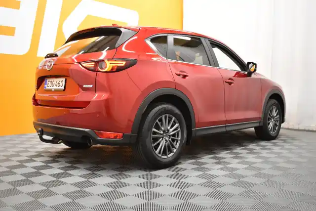 Punainen Maastoauto, Mazda CX-5 – EOO-460