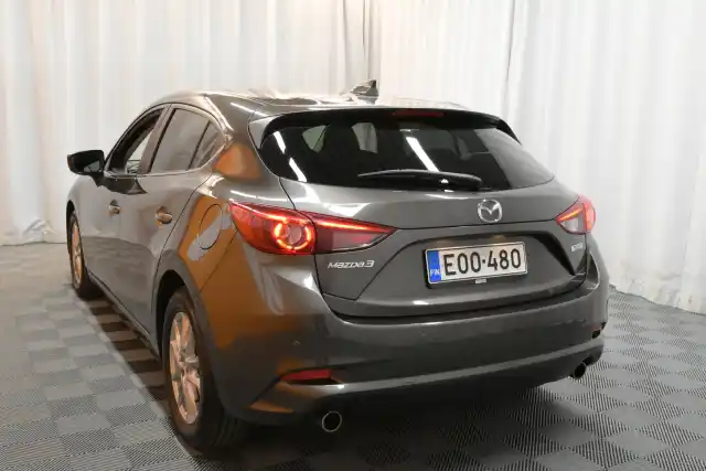 Harmaa Viistoperä, Mazda 3 – EOO-480