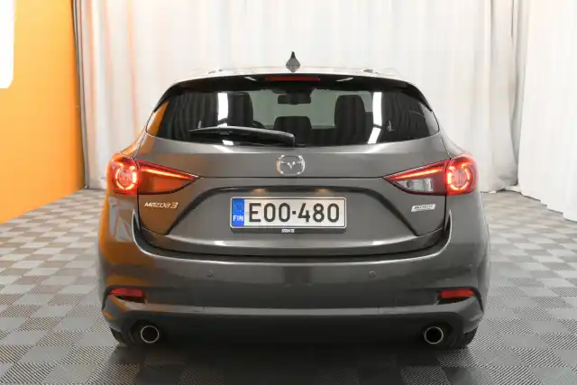 Harmaa Viistoperä, Mazda 3 – EOO-480