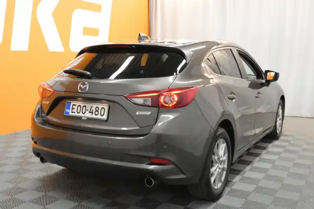 Harmaa Viistoperä, Mazda 3 – EOO-480