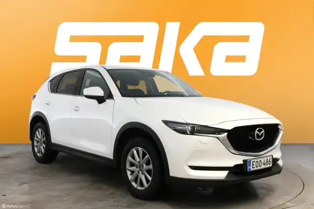 Valkoinen Maastoauto, Mazda CX-5 – EOO-486