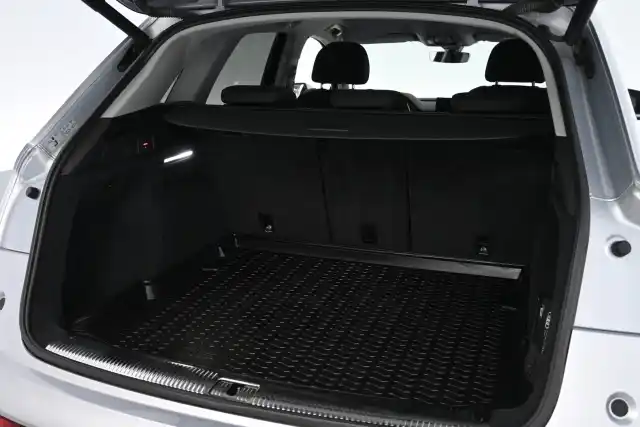 Hopea Maastoauto, Audi Q5 – EOO-710
