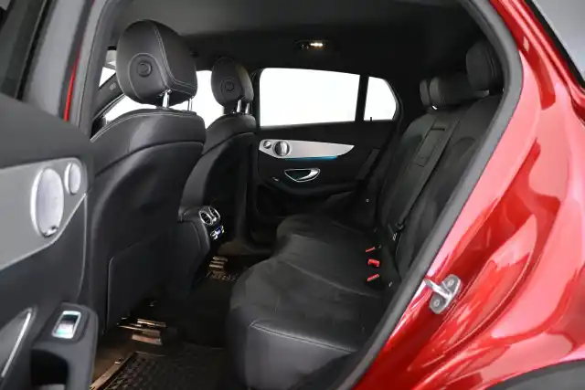 Punainen Coupe, Mercedes-Benz GLC – EOP-361