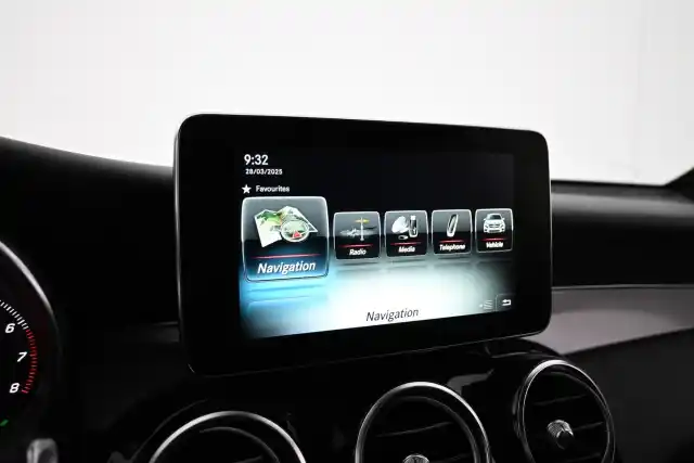 Punainen Coupe, Mercedes-Benz GLC – EOP-361
