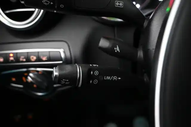 Punainen Coupe, Mercedes-Benz GLC – EOP-361
