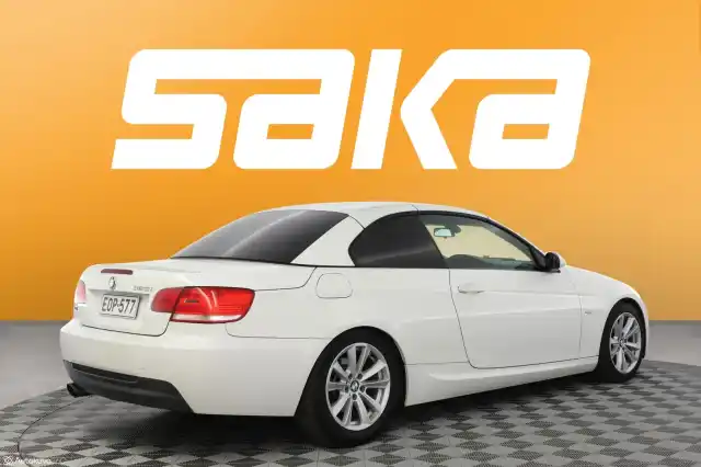 Valkoinen Avoauto, BMW 325 – EOP-577
