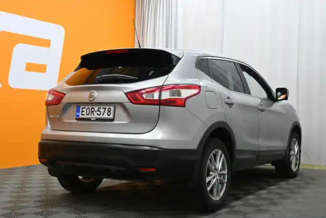 Hopea Maastoauto, Nissan Qashqai – EOR-578