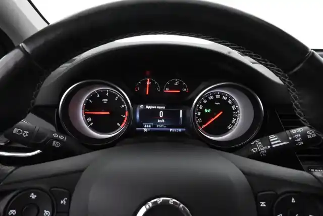 Punainen Farmari, Opel Astra – EOU-374