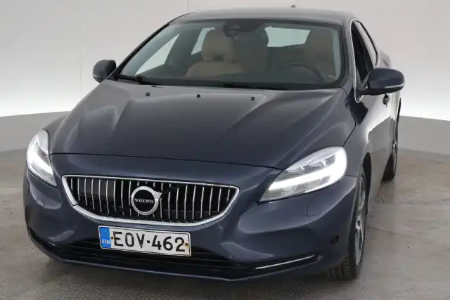 Sininen Viistoperä, Volvo V40 – EOV-462