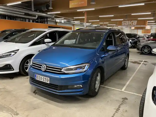 Sininen Tila-auto, Volkswagen Touran – EOX-239