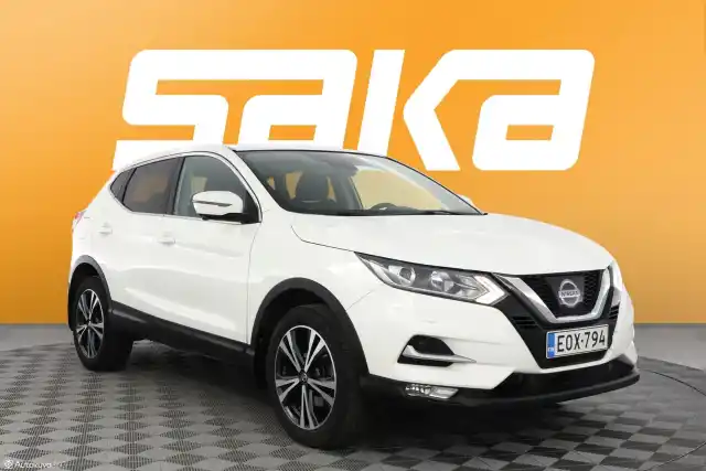 Valkoinen Maastoauto, Nissan Qashqai – EOX-794