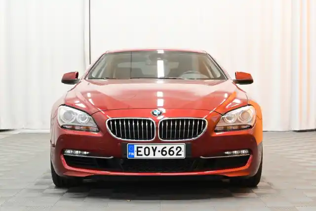 Punainen Coupe, BMW 640 – EOY-662