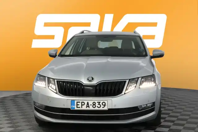 Harmaa Farmari, Skoda Octavia – EPA-839