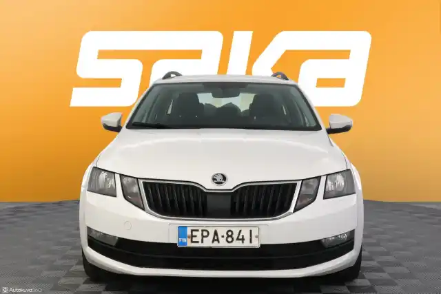 Valkoinen Farmari, Skoda Octavia – EPA-841