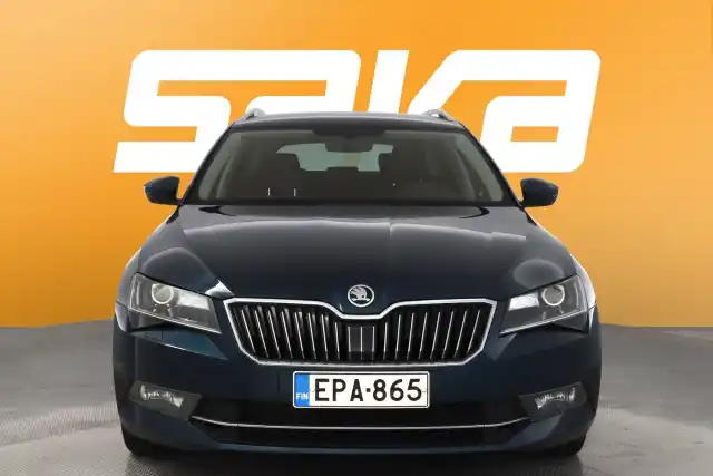 Sininen Farmari, Skoda Superb – EPA-865