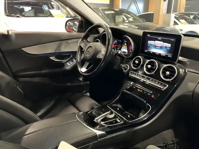 Musta Farmari, Mercedes-Benz C – EPB-259