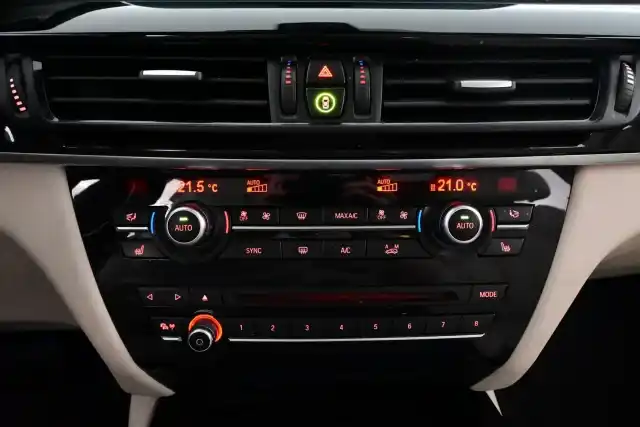Musta Maastoauto, BMW X5 – EPB-430