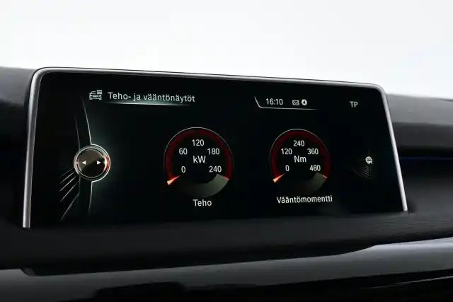 Musta Maastoauto, BMW X5 – EPB-430