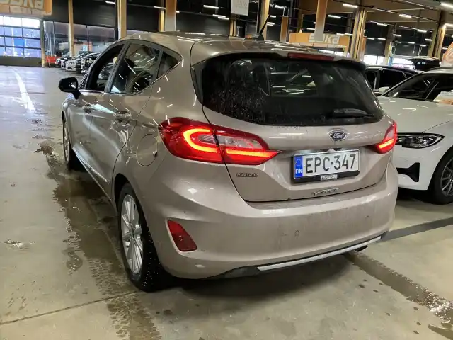 Harmaa Viistoperä, Ford Fiesta – EPC-347