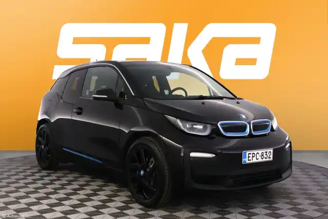 Musta Viistoperä, BMW i3 – EPC-832