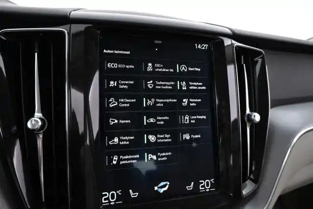 Valkoinen Maastoauto, Volvo XC60 – EPE-182