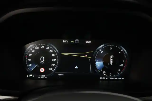 Punainen Maastoauto, Volvo XC60 – EPE-187