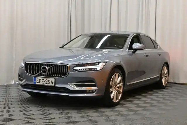 Sininen Sedan, Volvo S90 – EPE-294