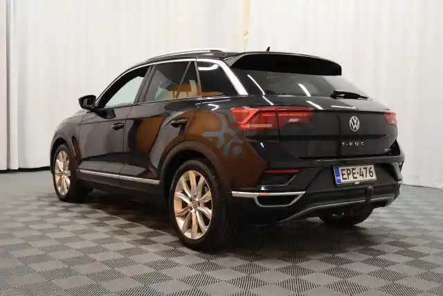 Musta Maastoauto, Volkswagen T-Roc – EPE-476