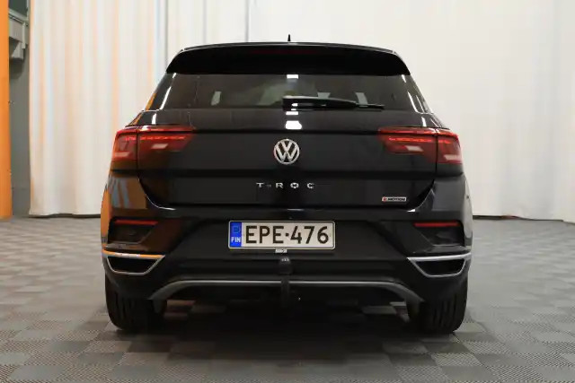 Musta Maastoauto, Volkswagen T-Roc – EPE-476