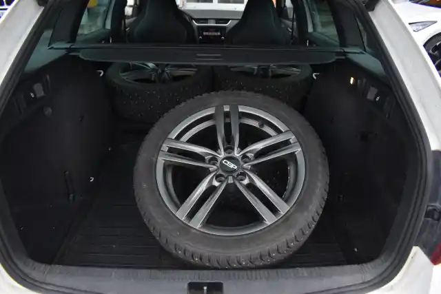 Valkoinen Farmari, Skoda Octavia – EPE-765