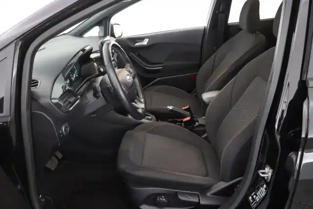 Musta Viistoperä, Ford Fiesta – EPE-934