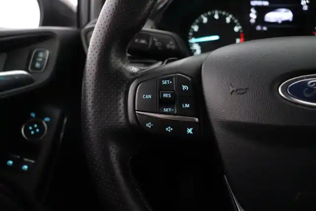 Musta Viistoperä, Ford Fiesta – EPE-934