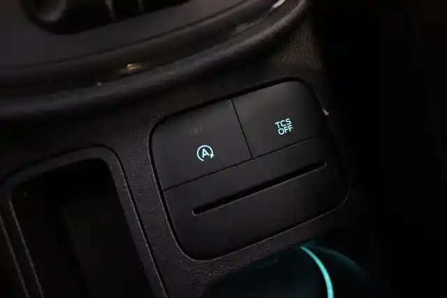 Musta Viistoperä, Ford Fiesta – EPE-934