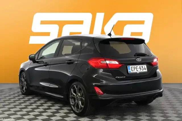 Musta Viistoperä, Ford Fiesta – EPE-934