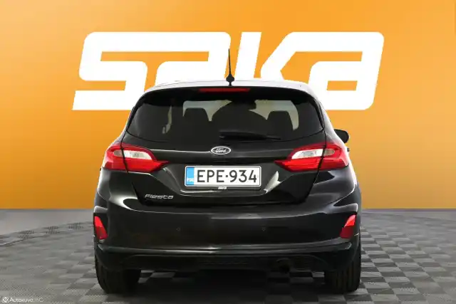 Musta Viistoperä, Ford Fiesta – EPE-934